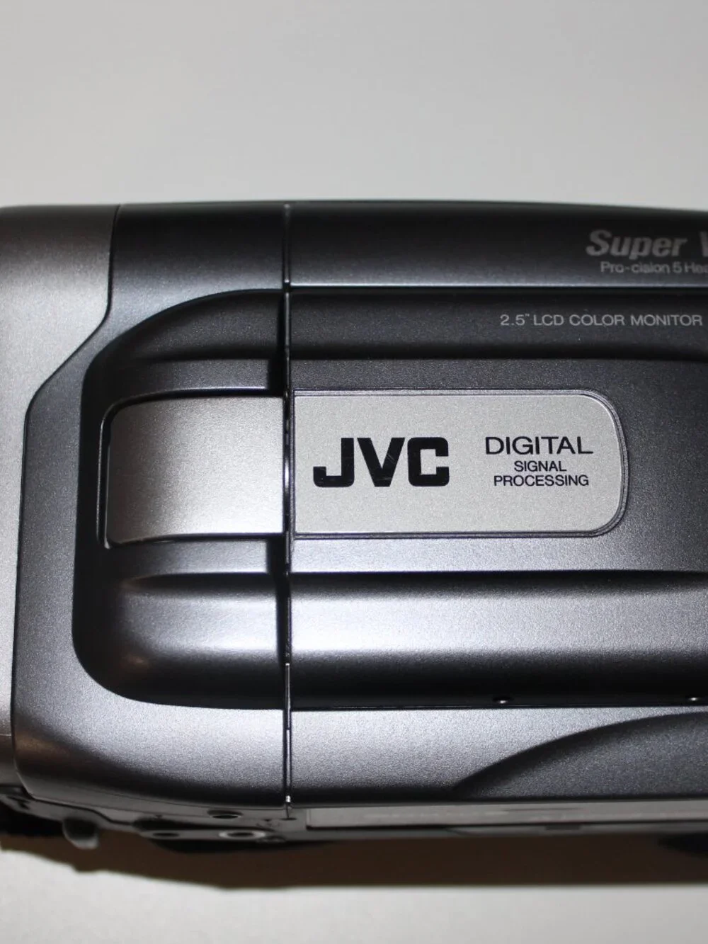 JVC GR-SXM527U SVHS-C Retro Video Camcorder W/ Charger Remote & More *For Parts*